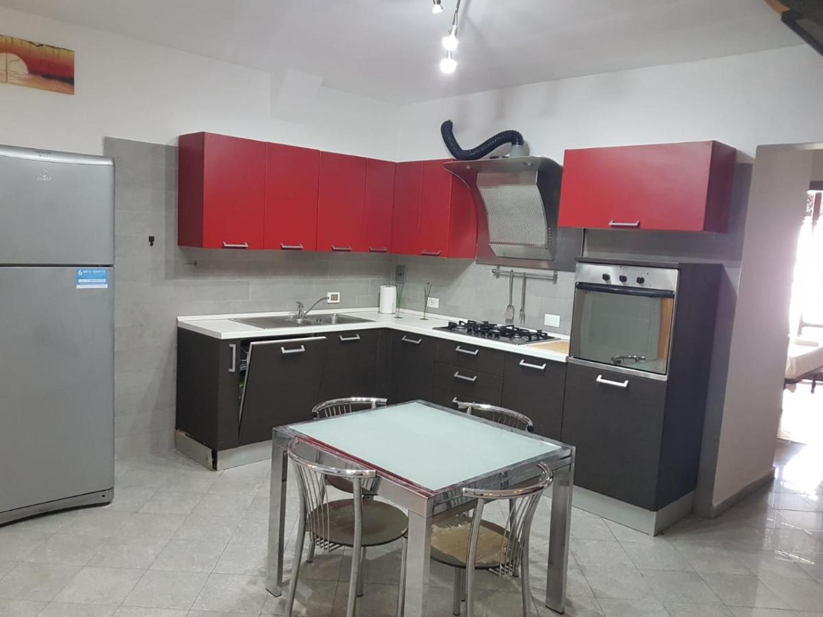 Апартаменты Casa N 2 Con Parcheggio Privato E Colonnina Ricarica Ливорно Экстерьер фото